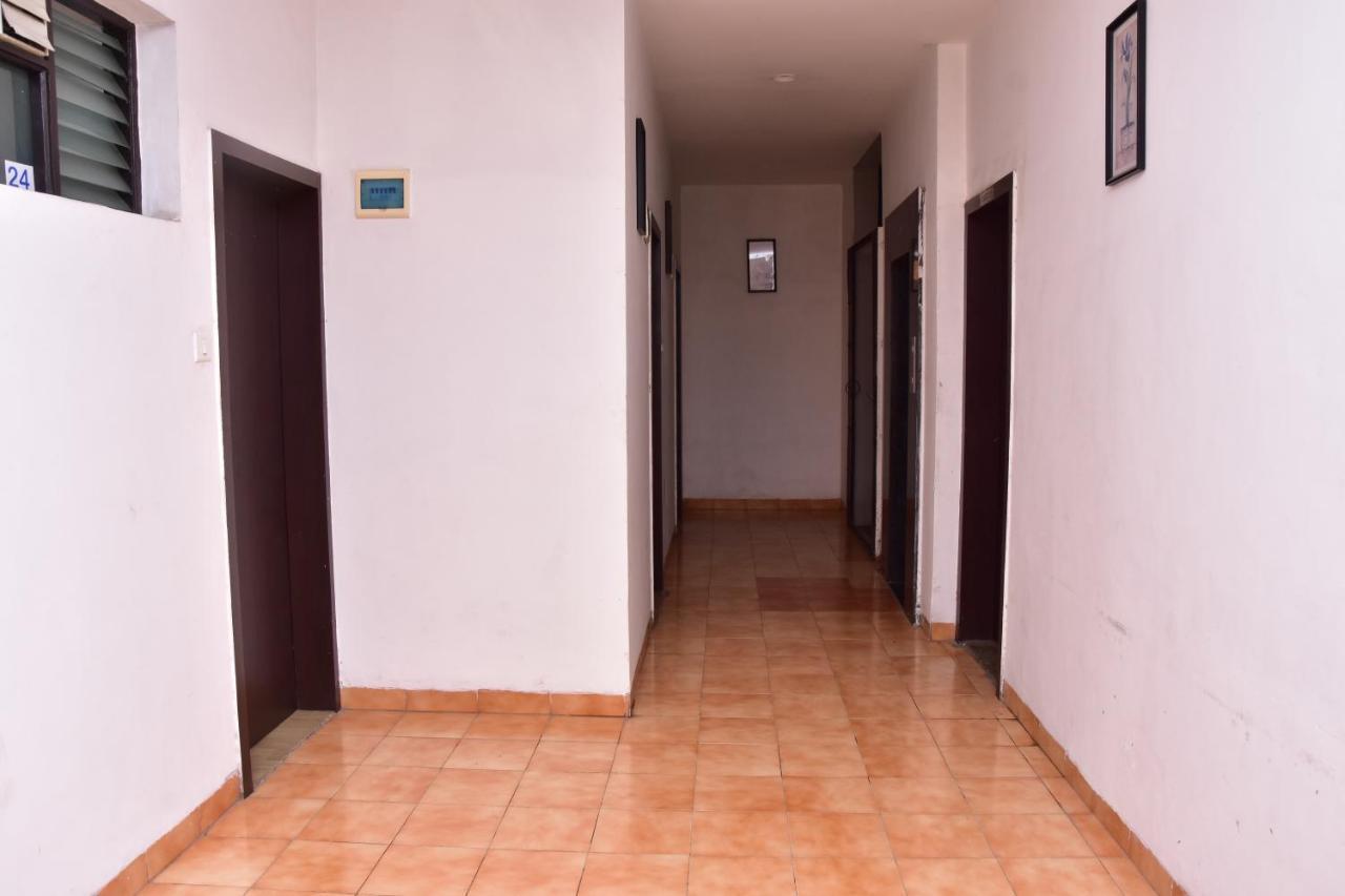 Popular Hotel Pune Esterno foto